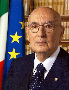 I SOCIALISTI DALLA PARTE DI NAPOLITANO, MA SE OCCORRE MEGLIO UN MESSAGGIO ALLE CAMERE