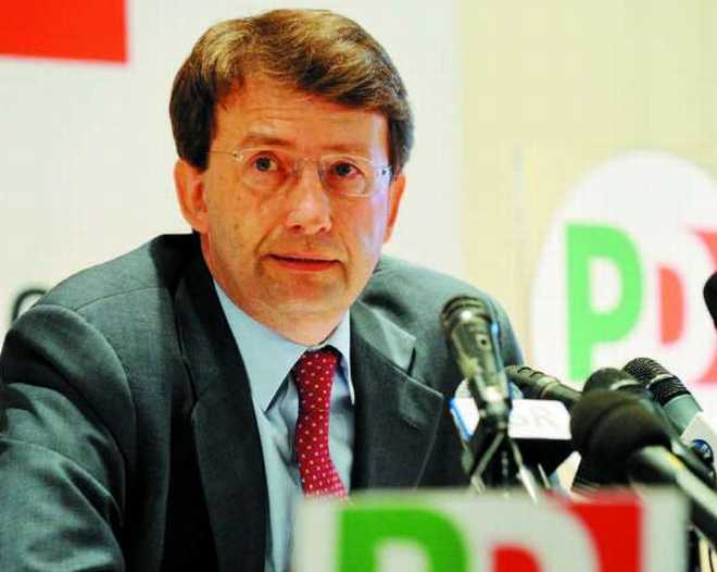 FRANCESCHINI PARLA DEL DECLINO DELLA DESTRA. MA IL PD NON SA CONTARE. di Luca Ricolfi, da La Stampa, 24 Giugno 2009